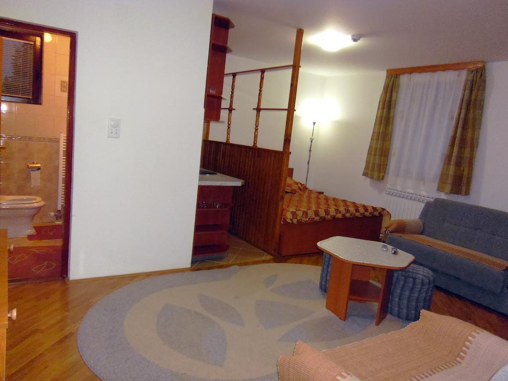 Guesthouse Mali Raj Jahorina Kamer foto